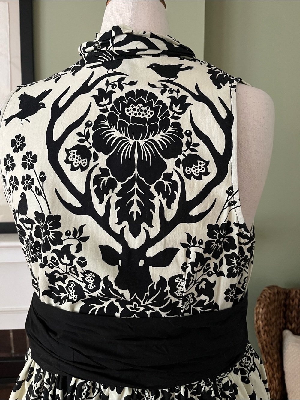 Folter Woodland Damask Dress | Stag & Bird Print | 100% Cotton | 2X - Picture 5 of 11